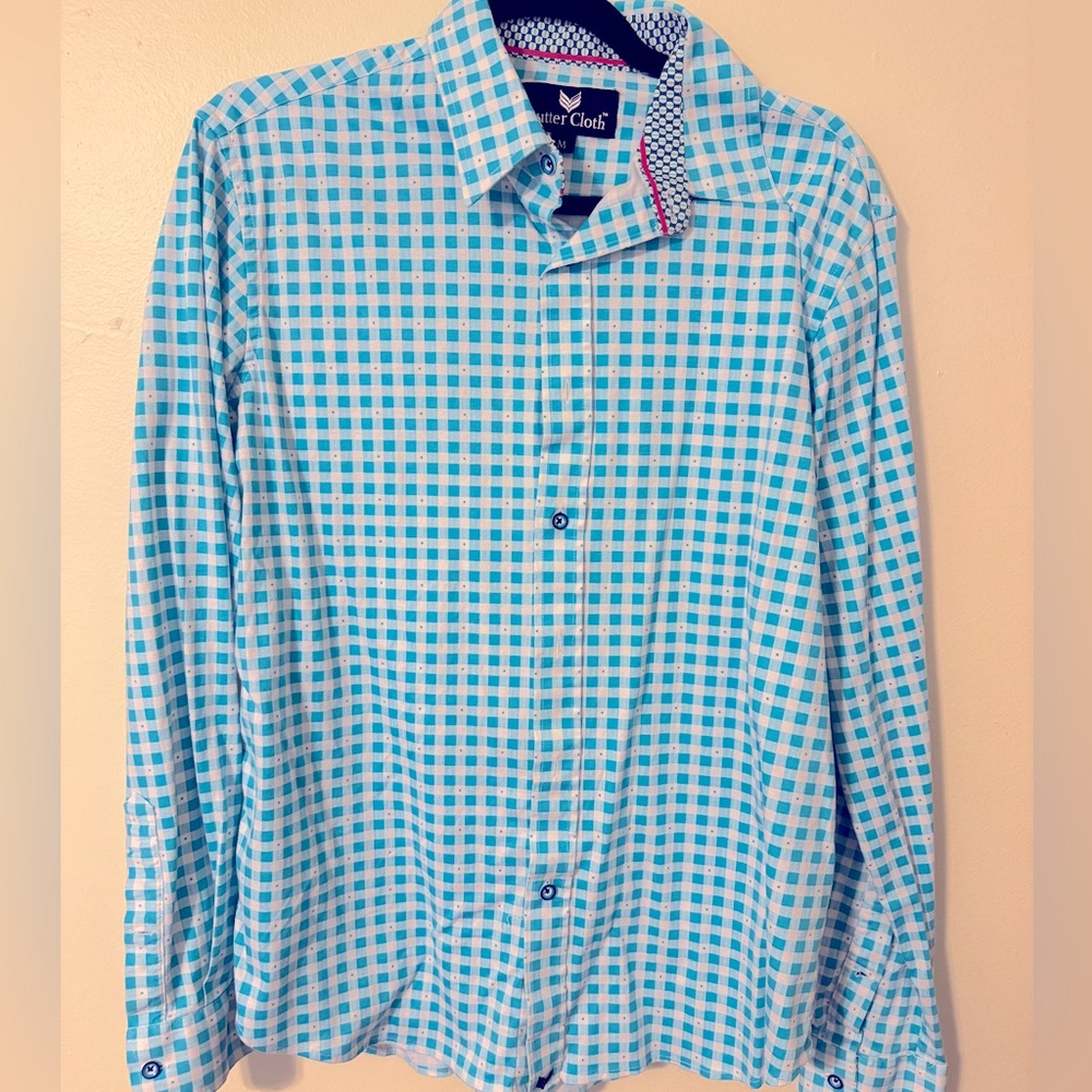 ButterCloth button down shirt size M